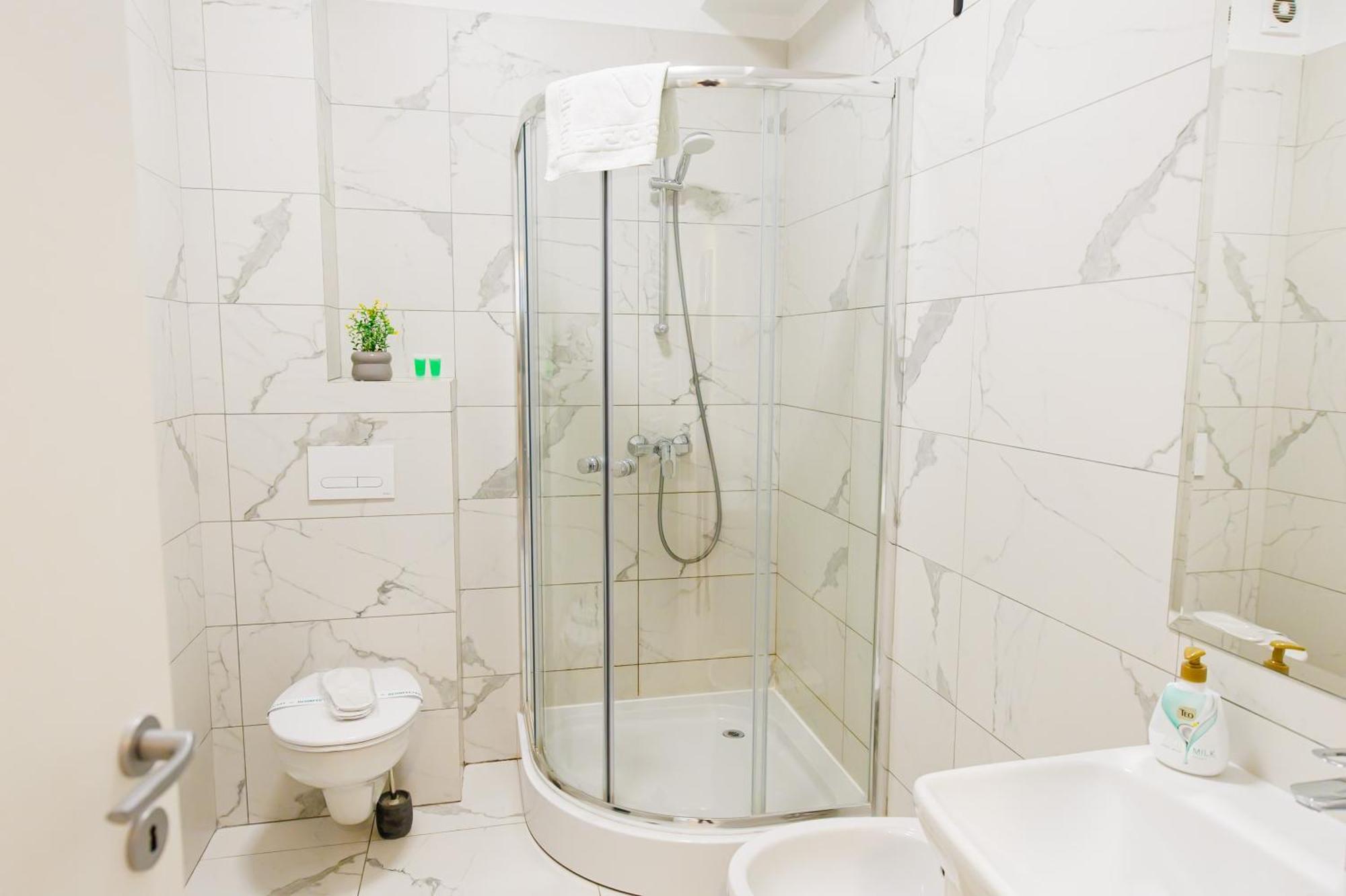 17 Zimbrului Residence At Lazar Towers Palas Iasi Ngoại thất bức ảnh